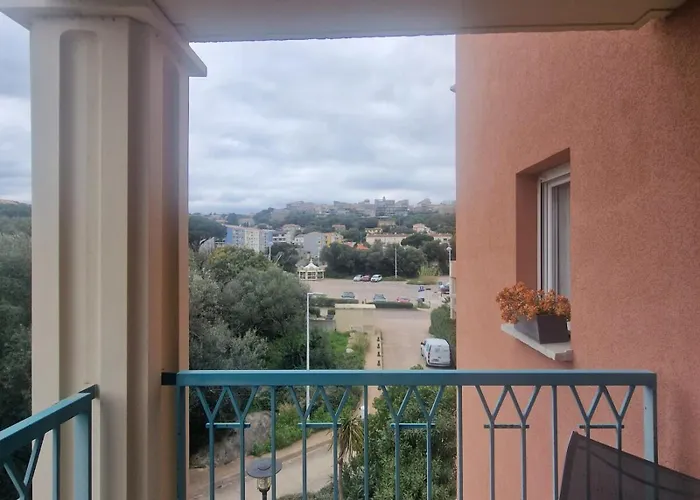 Luminous Terrace And View Of Porto-vecchio *